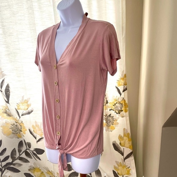 Nwt Pink Short Sleeve Tie Shirt with Buttons Size S - Picture 1 of 3